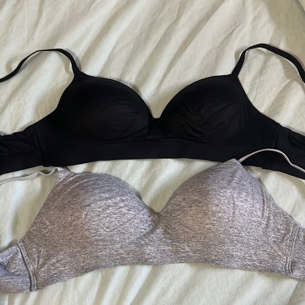 2 34C Soma enbliss wireless bras